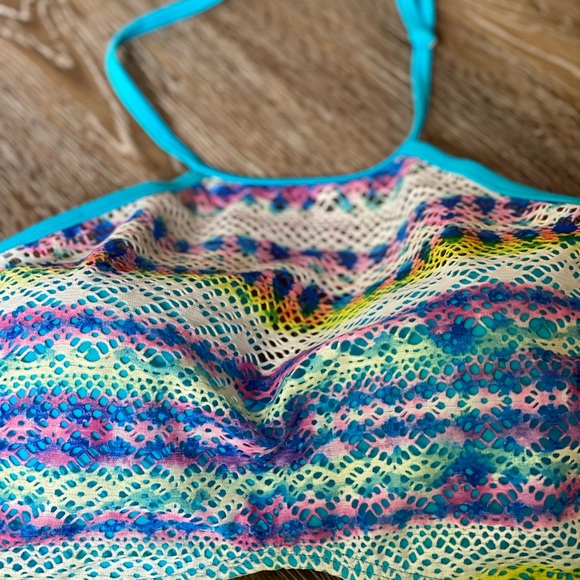 Women’s Venus bikini top. Size D - Picture 2 of 8